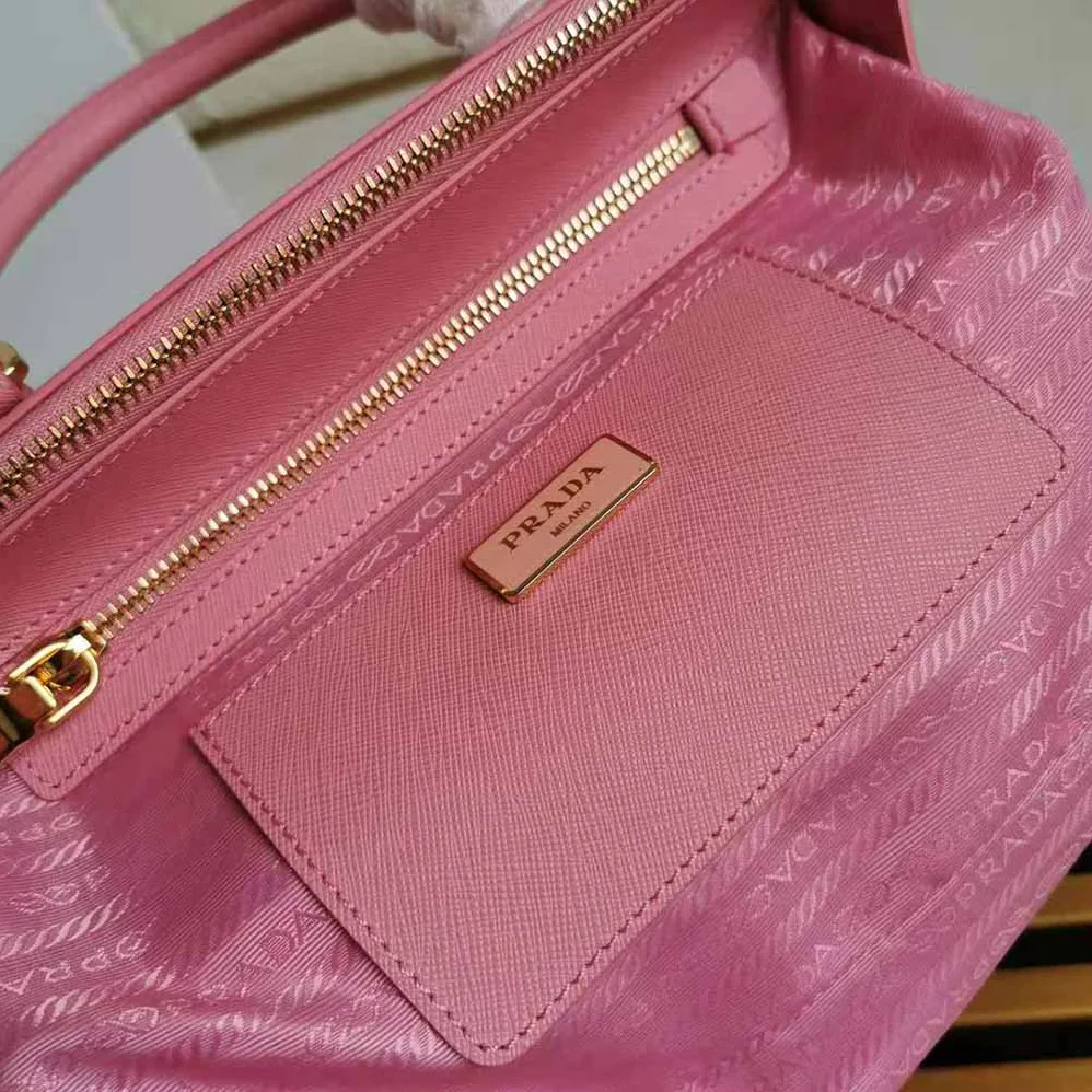 Prada Small Saffiano Leather Prada Galleria Bag for Women in Pink