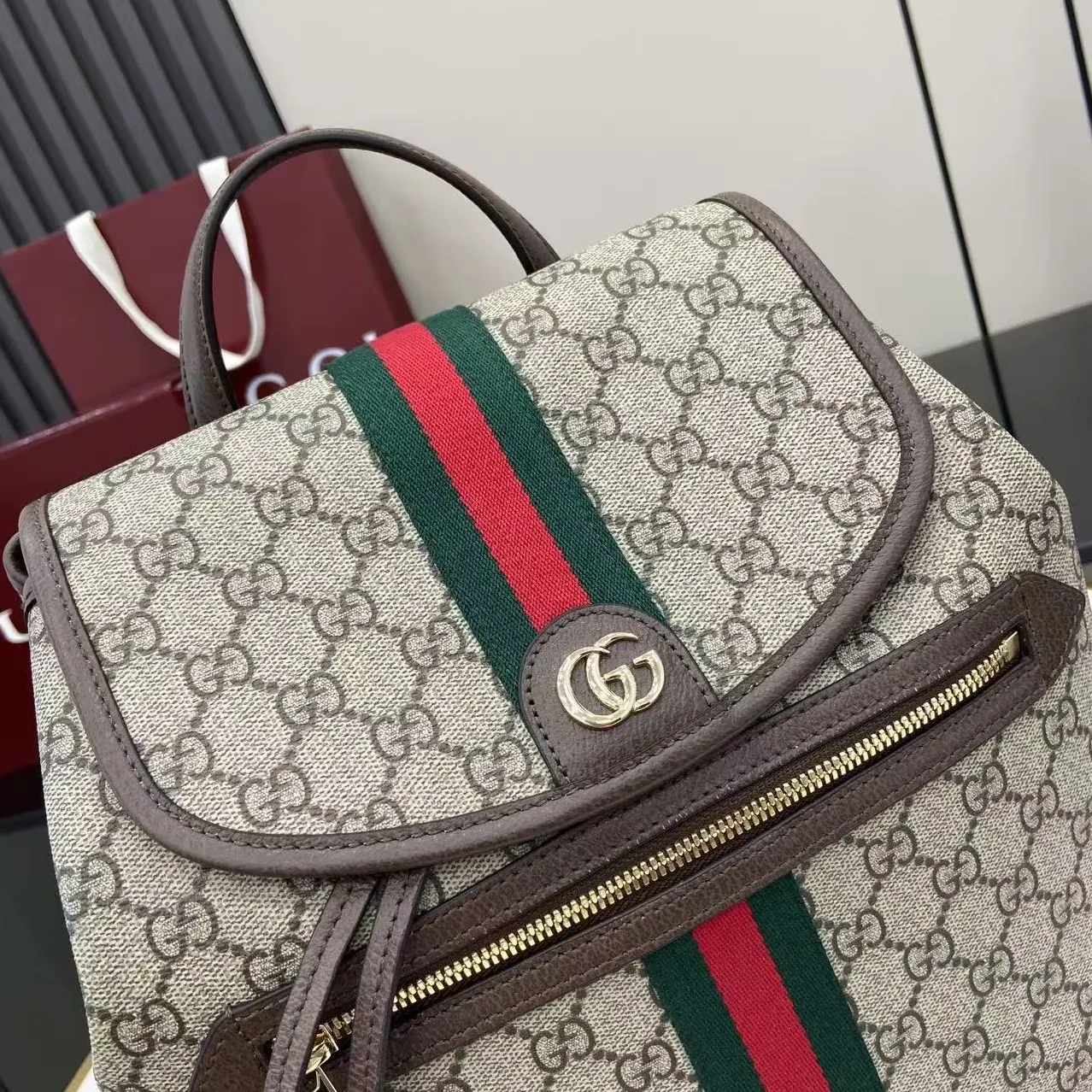 Gucci Ophidia Medium Backpack / Beige/ Dark Brown Monogram Gold Hardware Gucci Ophidia Medium Backpack / Beige/ Dark Brown Monogram Gold Hardware