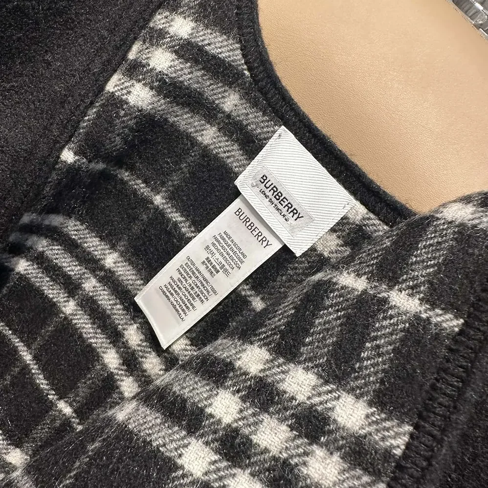 Burberry Reversible Check Wool Cape for Women in Black Burberry Reversible Check Wool Cape for Women in Black
