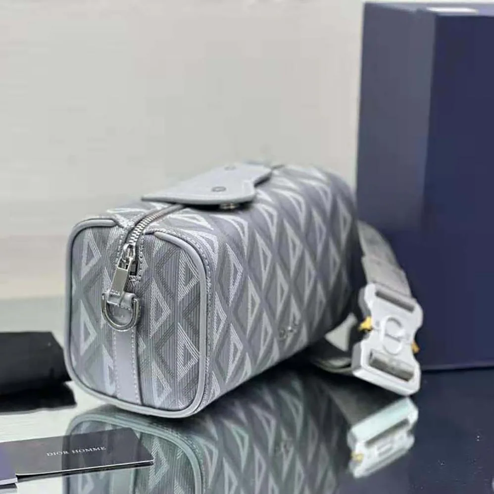 Dior Lingot 22 Bag Dior Gray CD Diamond Canvas for Men