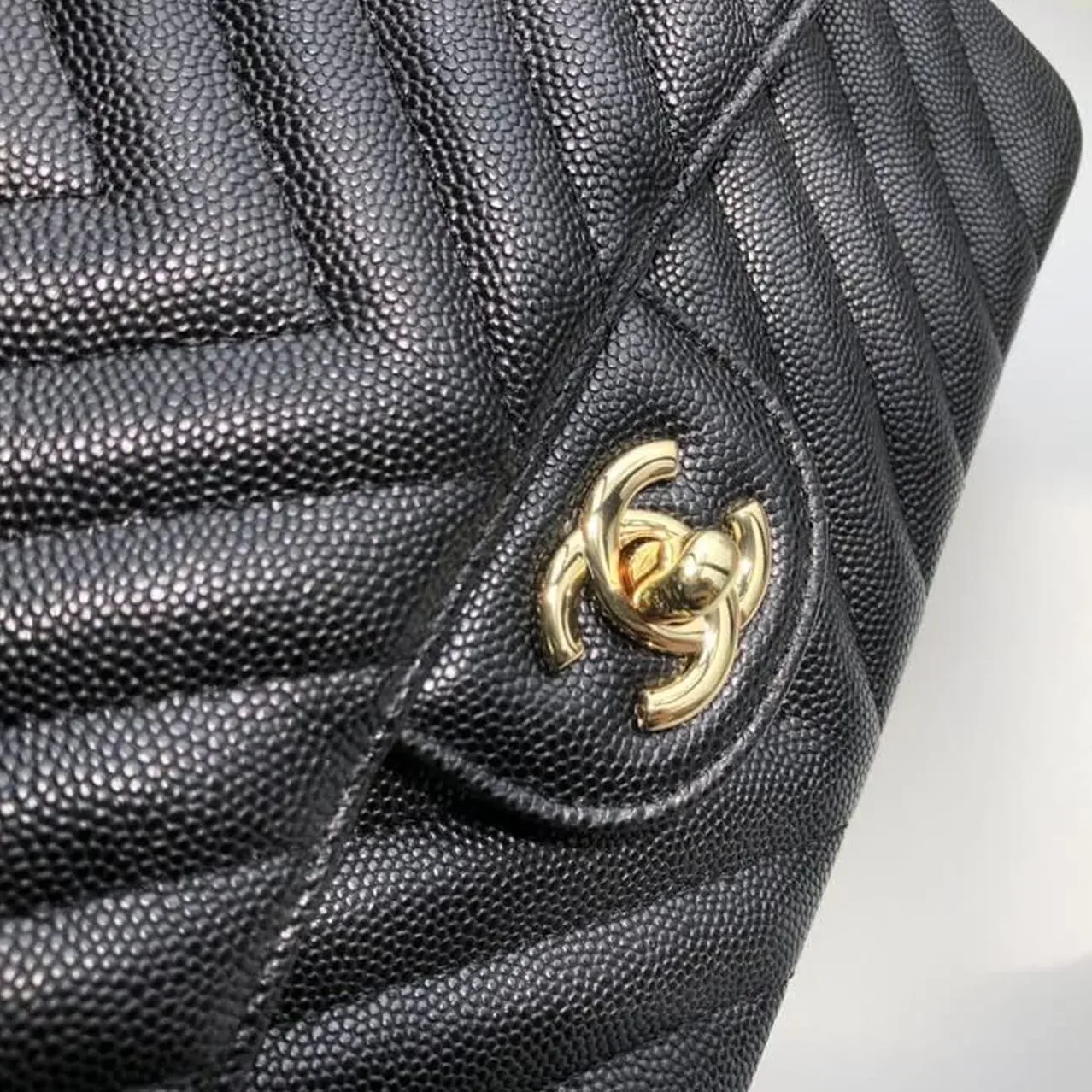 Chanel Chevron Classic Flap Medium Crossbody Bag in Black Gold Toned Hardware