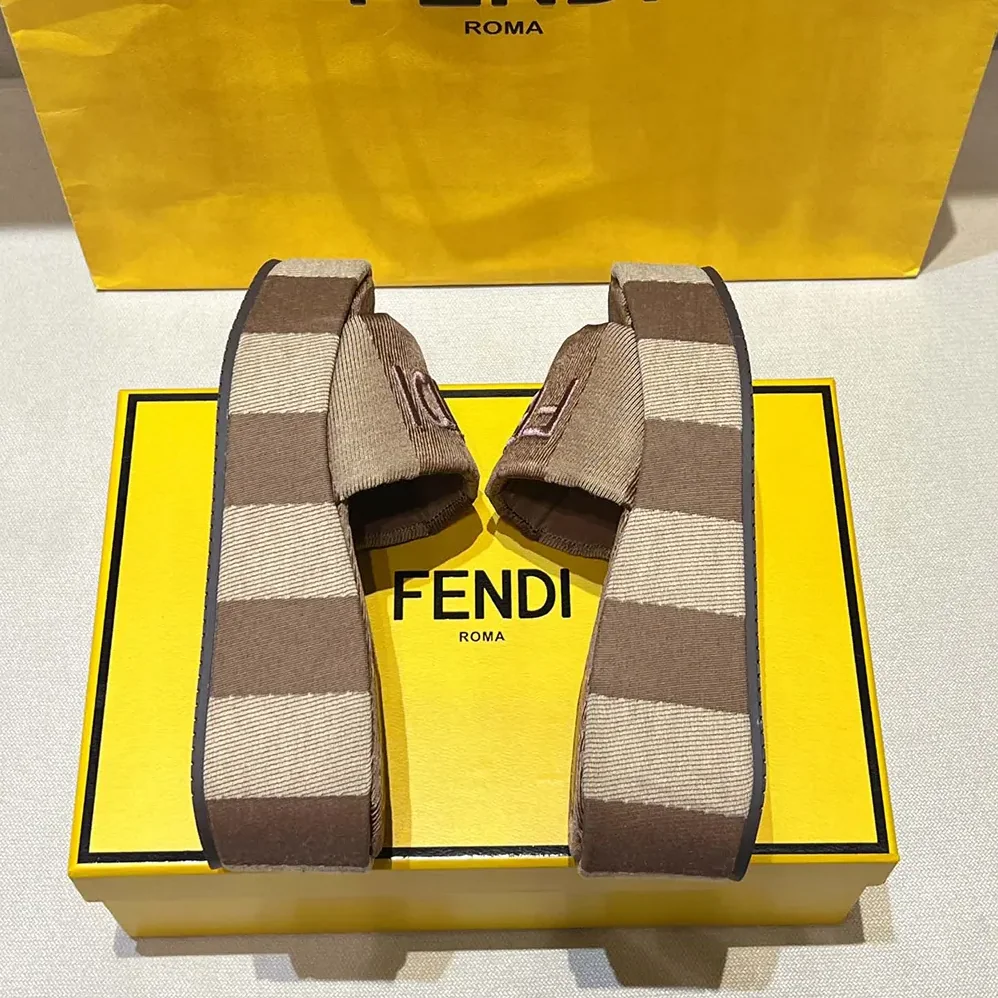Fendi Sunshine Dove Gray Denim for Women in effect Jacquard Flatform Slides
