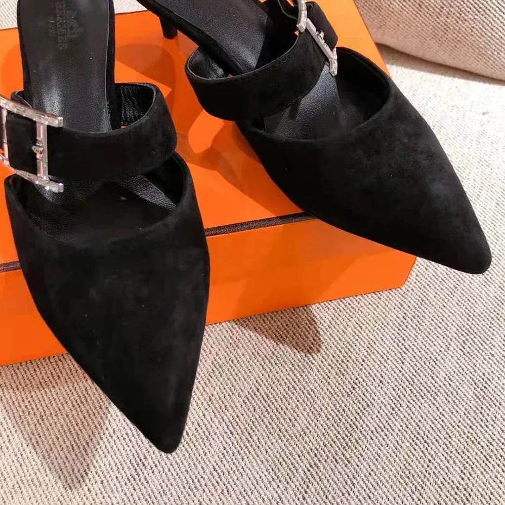Hermes Blink Mule Mule in Suede Goatskin for Women in Black
