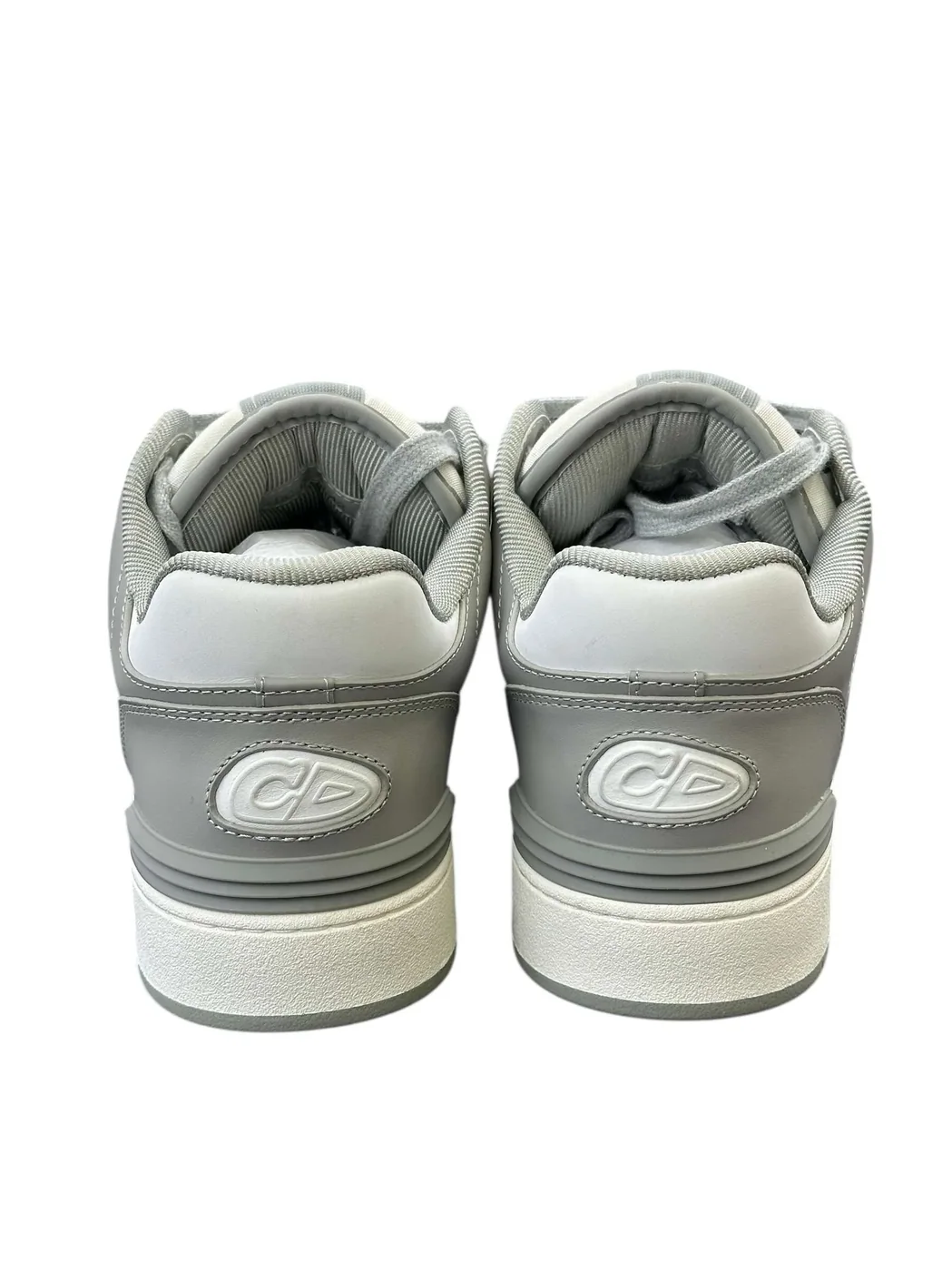 B57 Dribble Low in Top Sneaker Gray