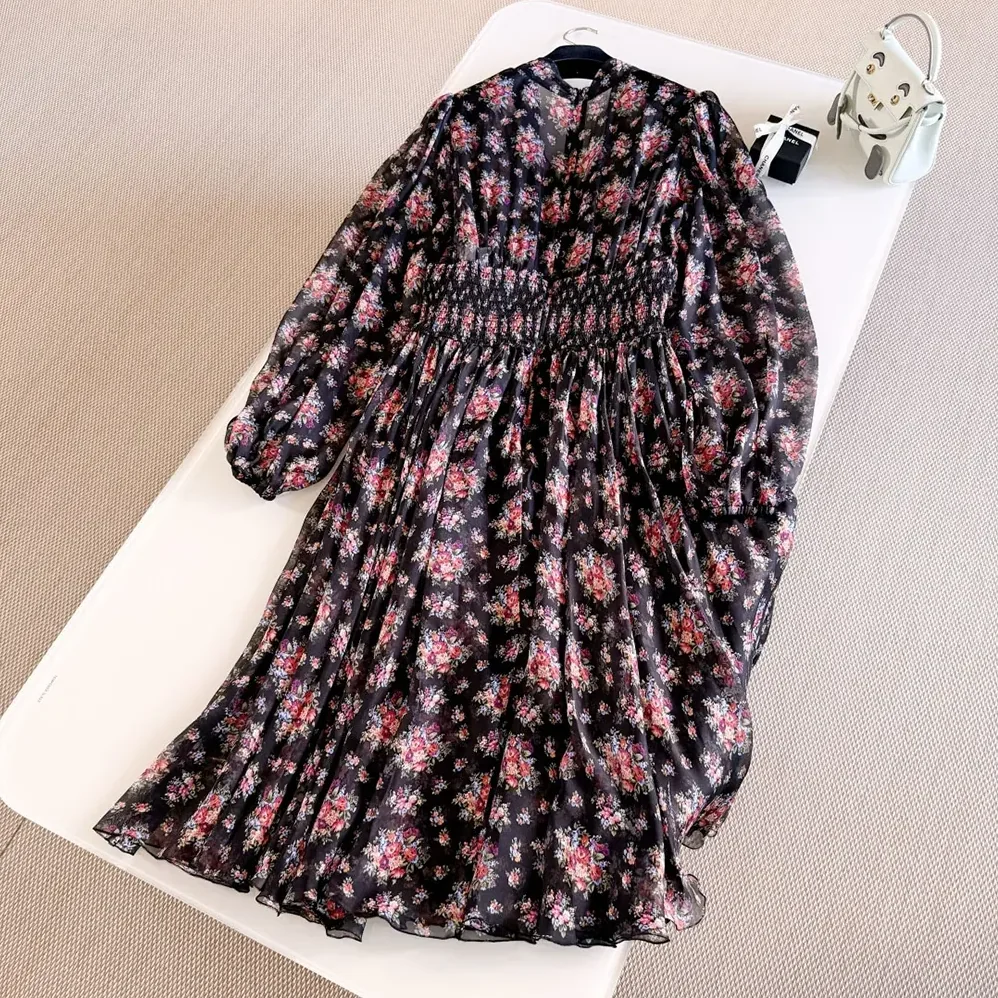 Dolce Gabbana D&G Small Flower Bouquets for Women in print Chiffon Dress Dolce Gabbana D&G Small Flower Bouquets for Women in print Chiffon Dress