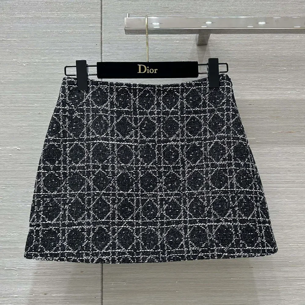 Dior Macrocannage Miniskirt Black and White Technical Cotton Tweed for Women Dior Macrocannage Miniskirt Black and White Technical Cotton Tweed for Women