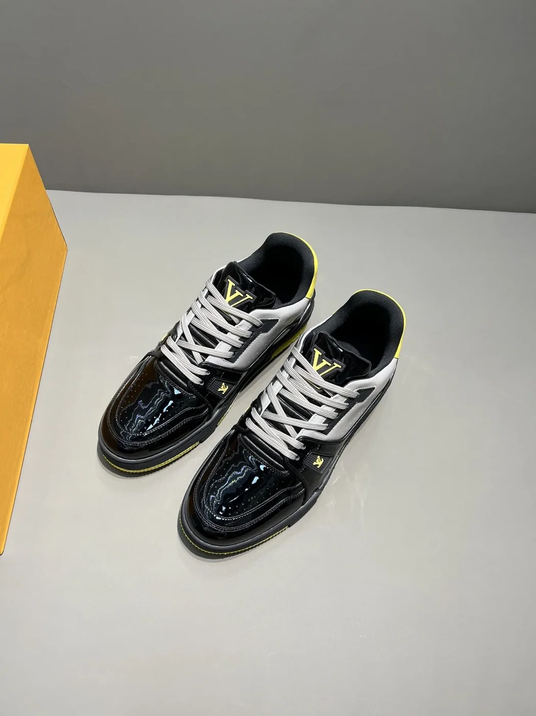 Louis Vuitton Trainer Sneaker Patent Canvas Black Virgil Abloh LV 1A9JTV