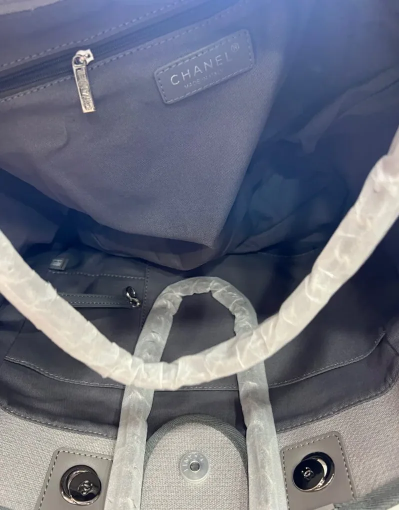 Chanel Deauville Tote Tweed Canvas Bag Fall/Winter Collection, Light Grey in White / Chanel Deauville Tote Tweed Canvas Bag Fall/Winter Collection, Light Grey in White /