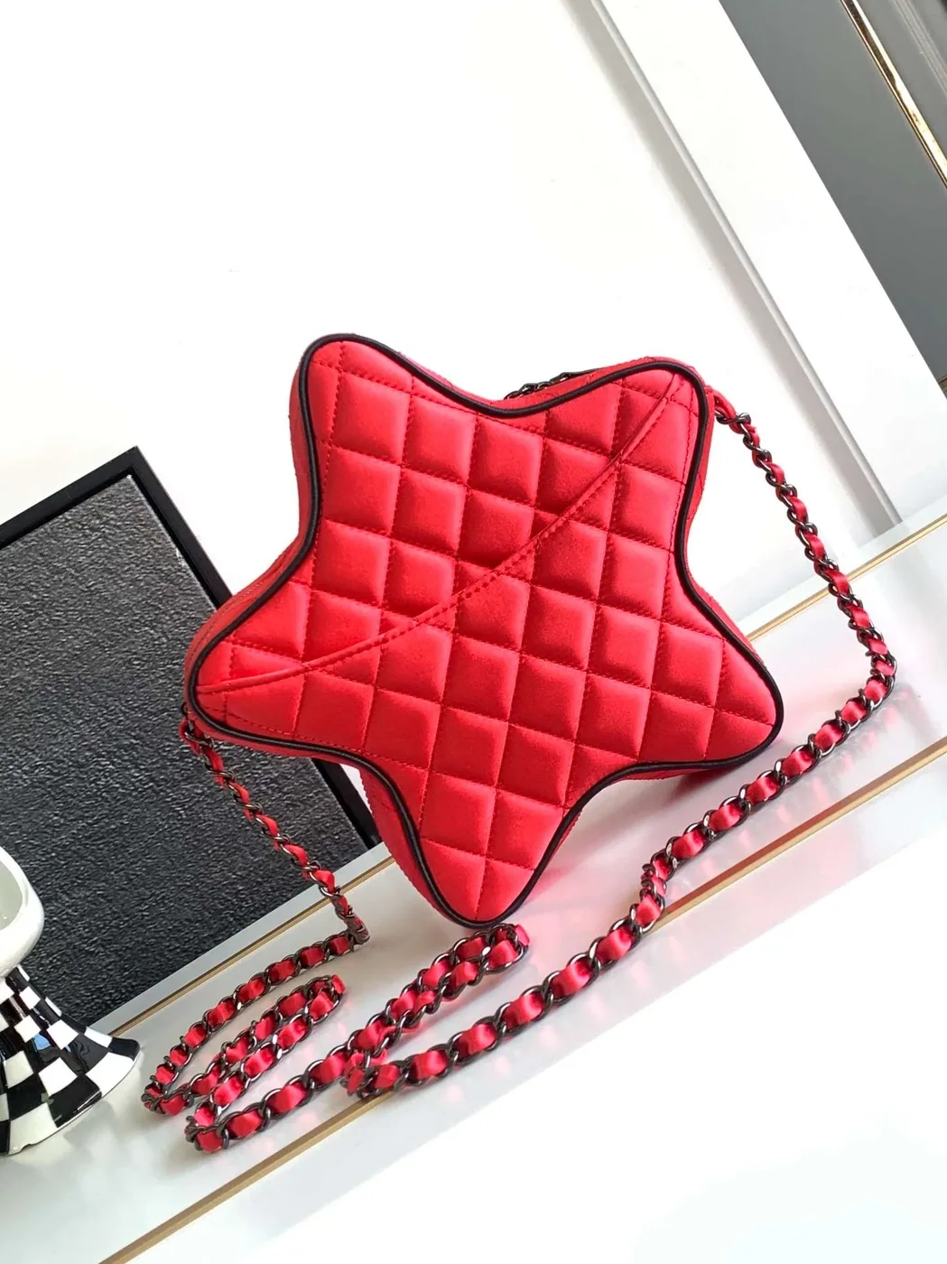 Chanel Star Handbag Red in Blue / Chanel Star Handbag Red in Blue /
