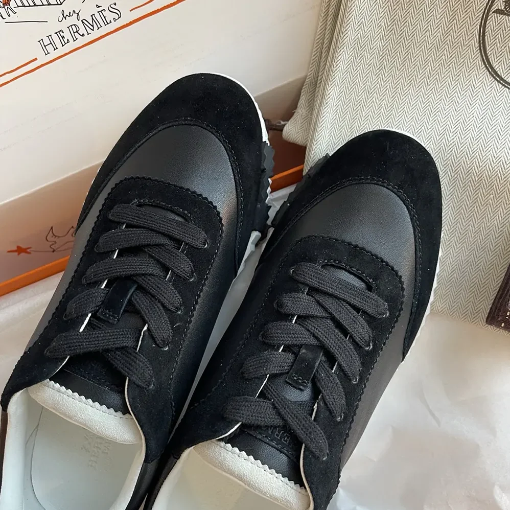 Hermes Bouncing Sneaker-Black H242250Z for Unisex Hermes Bouncing Sneaker-Black H242250Z for Unisex