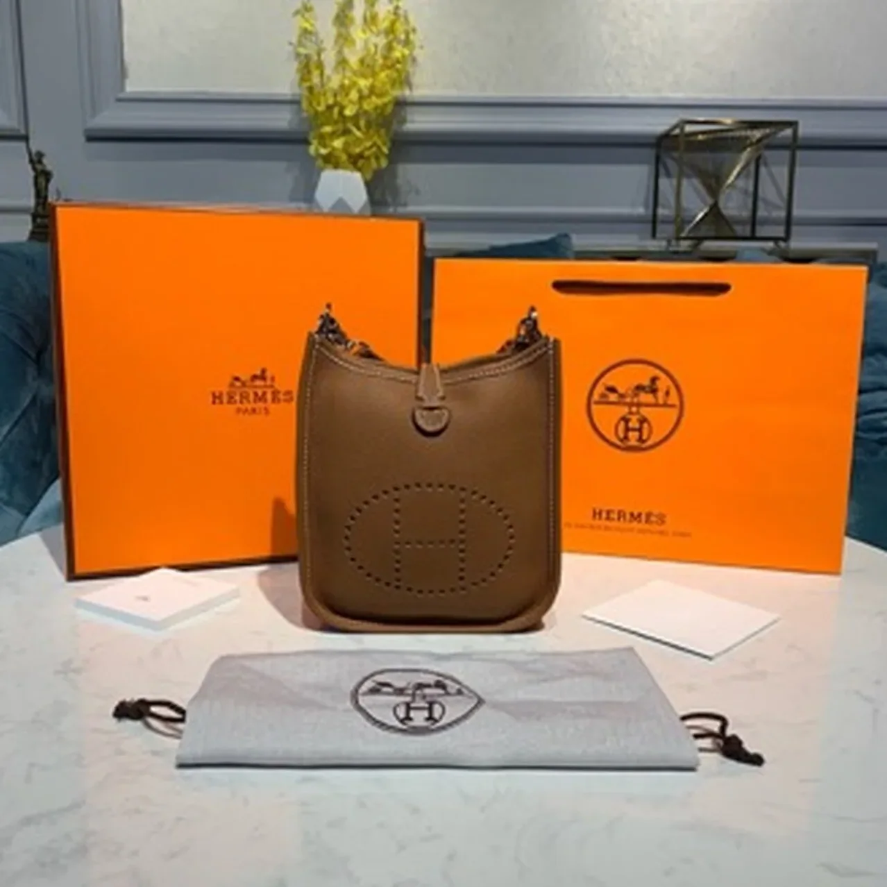 Hermes Mini Evelyne Brown / Hermes Mini Evelyne Brown /