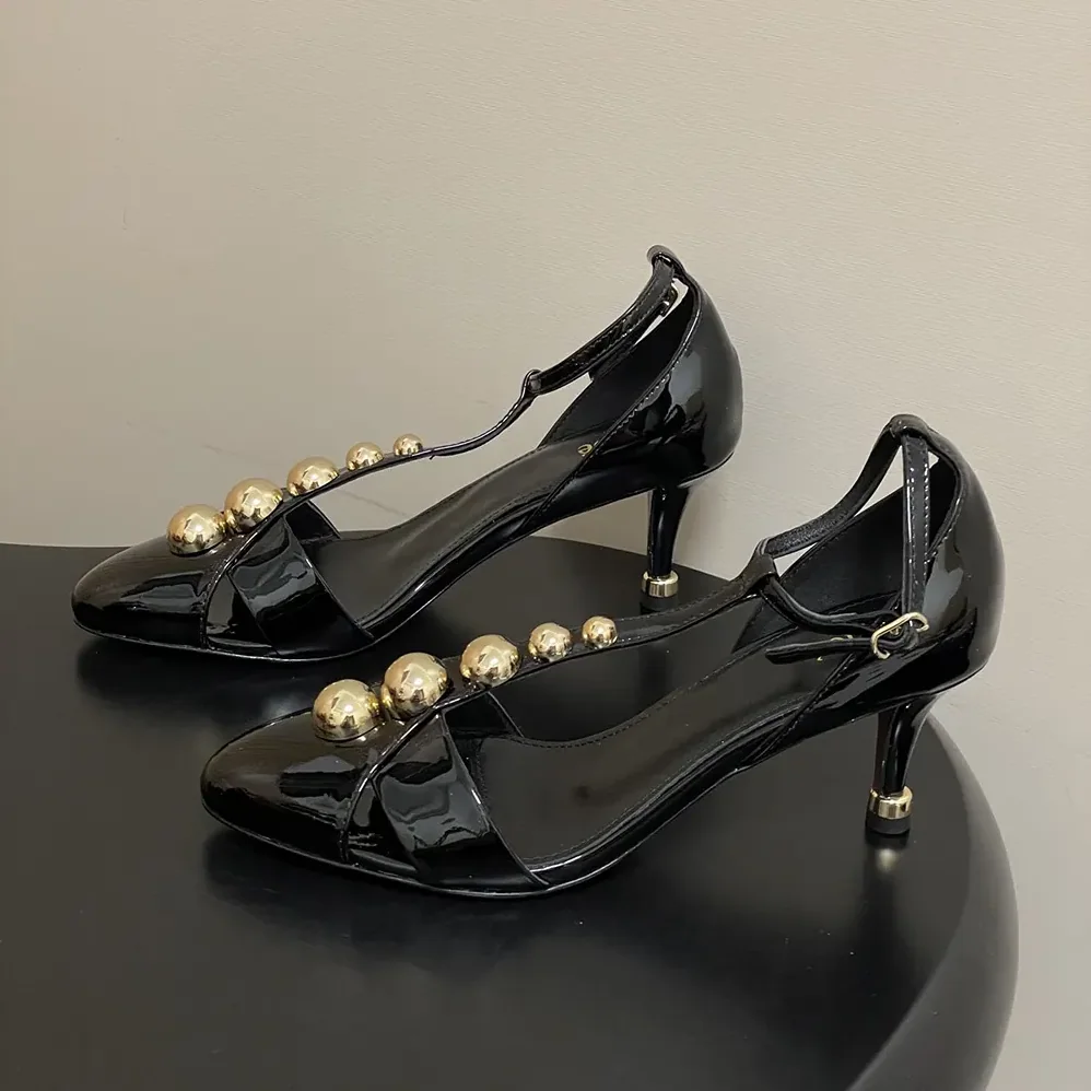 Chloe Cleia Heeled Sandal for Women in Black Chloe Cleia Heeled Sandal for Women in Black