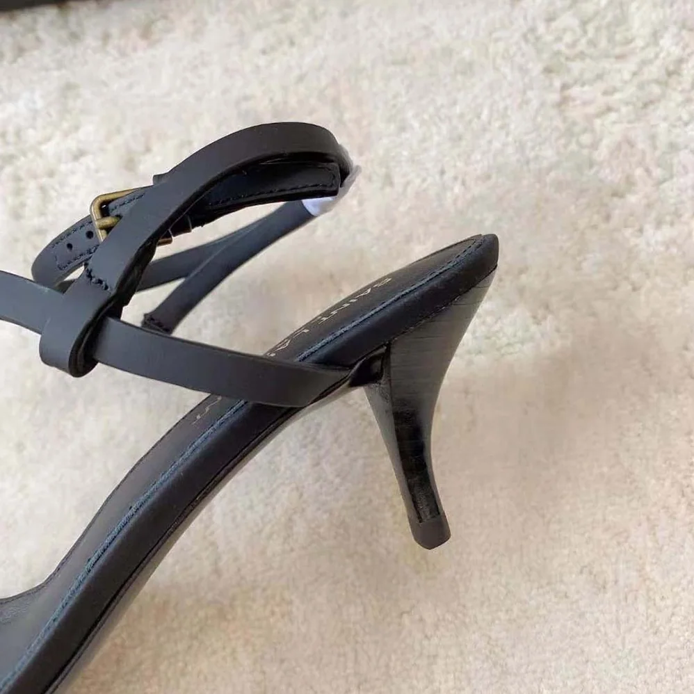 Saint Laurent YSL Cassandra Sandals in Smooth Leather for Women in Black