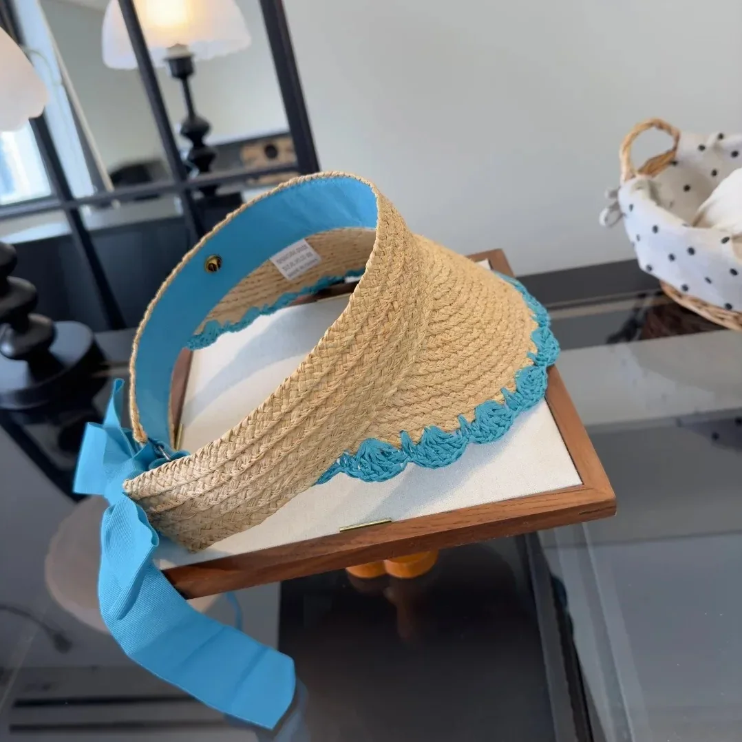 Gucci Crochet-Trimmed Visor Beige/ Blue Straw Gucci Crochet-Trimmed Visor Beige/ Blue Straw