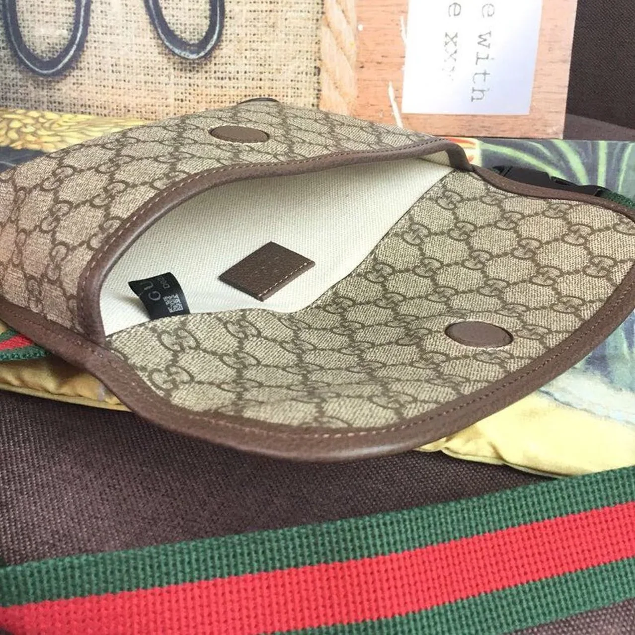 Gucci Neo Vintage GG Supreme Belt Bag Beige/ebony GG Supreme Canvas With Brown / Gucci Neo Vintage GG Supreme Belt Bag Beige/ebony GG Supreme Canvas With Brown /