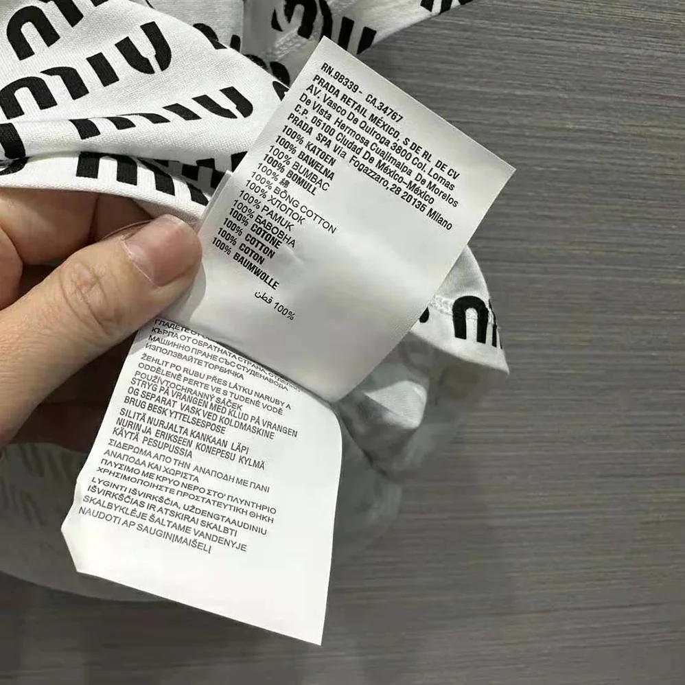 Miu Miu Print Cotton T for Women in shirt with Print Logo Miu Miu Print Cotton T for Women in shirt with Print Logo