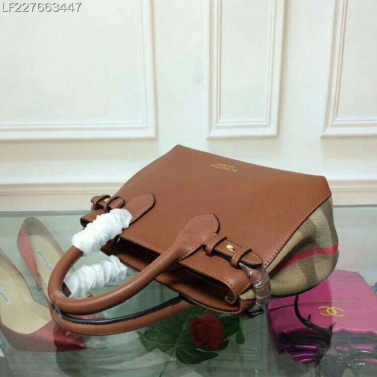 Burberry Small Banner Bag in Leather and House Check in Brown