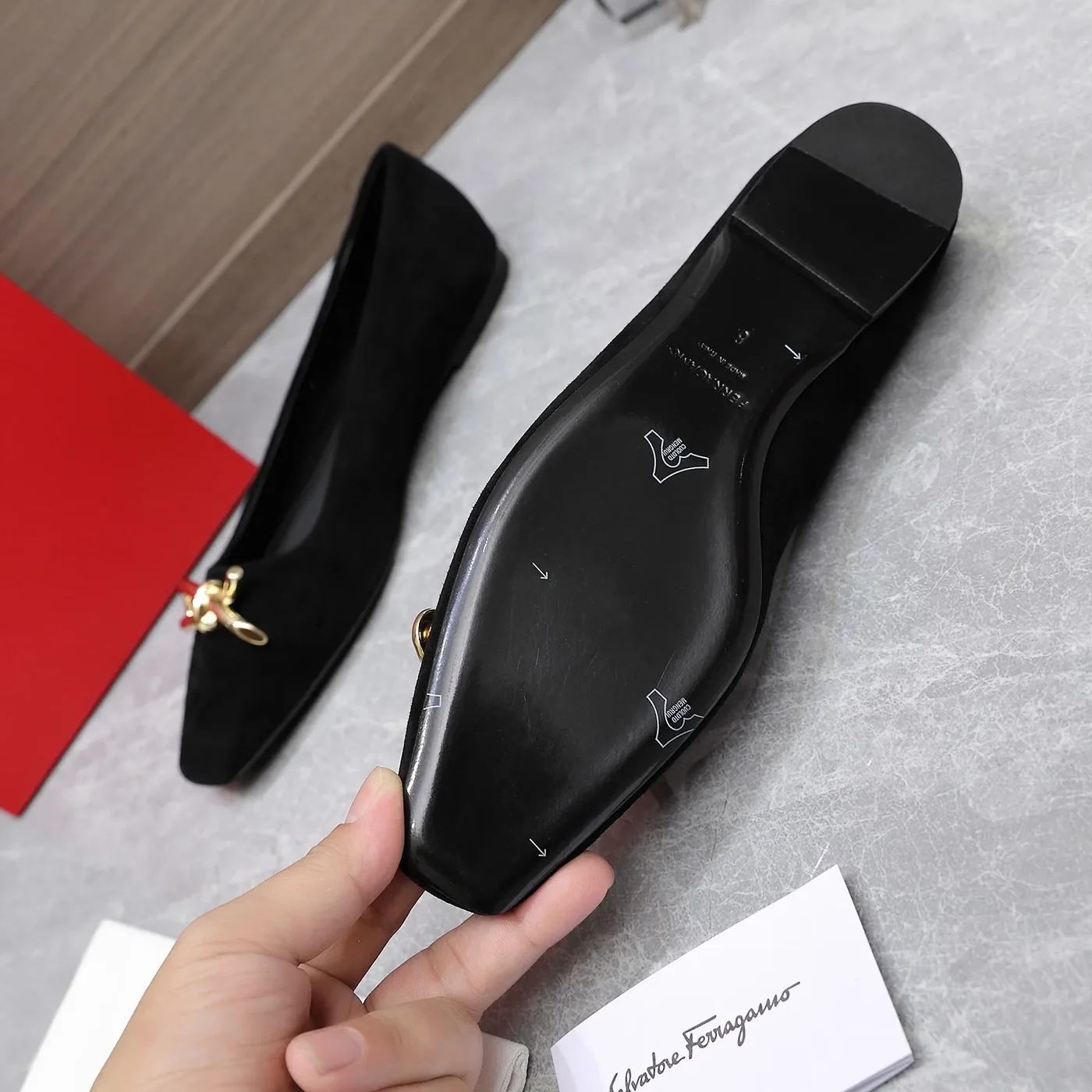 Ferragamo Ballet Flat With Asymmetric Bow Black 01H388 Ferragamo Ballet Flat With Asymmetric Bow Black 01H388