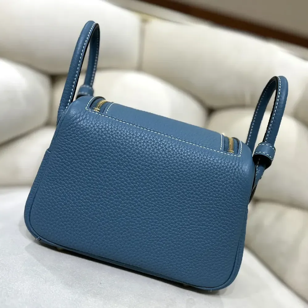 Hermes Lindy Mini 19 in Clemence Leather for Women in Blue/Gold Hermes Lindy Mini 19 in Clemence Leather for Women in Blue/Gold