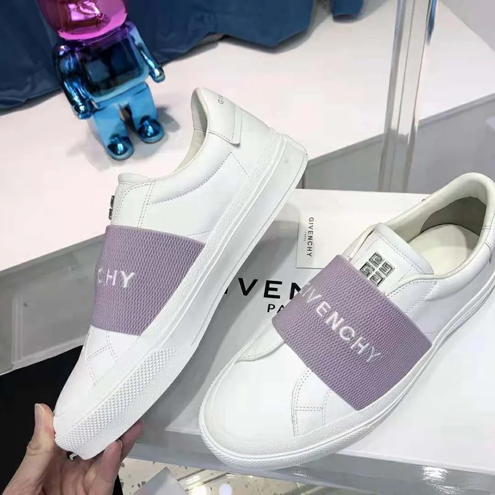 Givenchy Sneakers City Sport in Leather with GIVENCHY Webbing for Unisex in Purple Givenchy Sneakers City Sport in Leather with GIVENCHY Webbing for Unisex in Purple