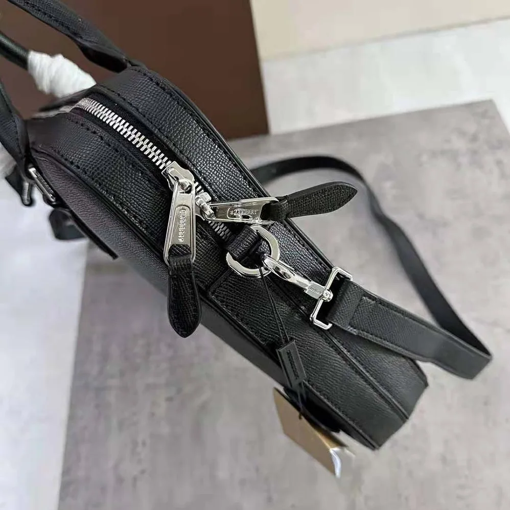 Burberry Slim Ainsworth Briefcase for Men in Black Burberry Slim Ainsworth Briefcase for Men in Black