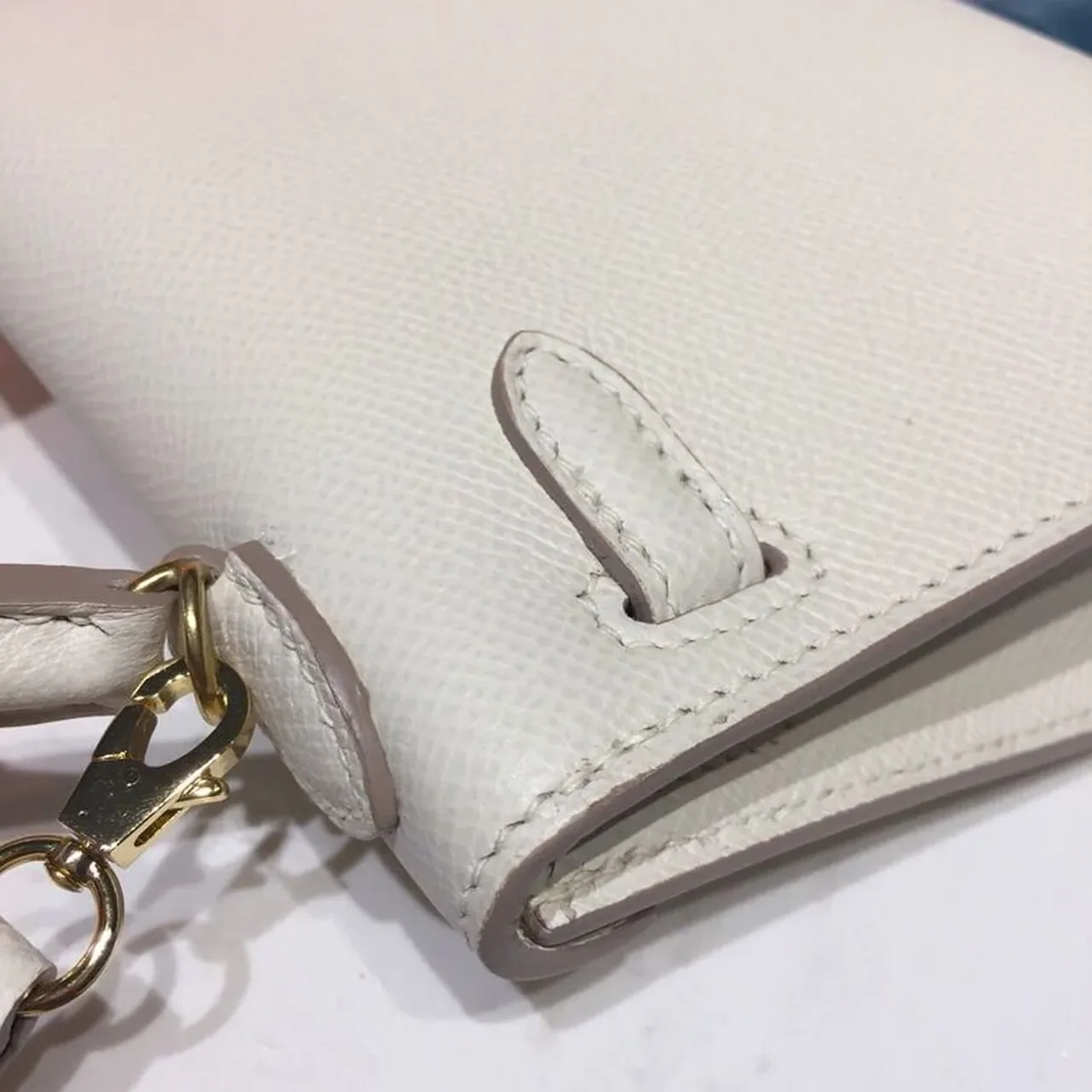 Hermes Mini Kelly White Gold Toned Hardware / Hermes Mini Kelly White Gold Toned Hardware /