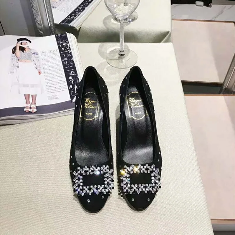 Roger Vivier Shoes Vertigo Diadem Dots Pumps 60mm Heel for Women in Black Roger Vivier Shoes Vertigo Diadem Dots Pumps 60mm Heel for Women in Black
