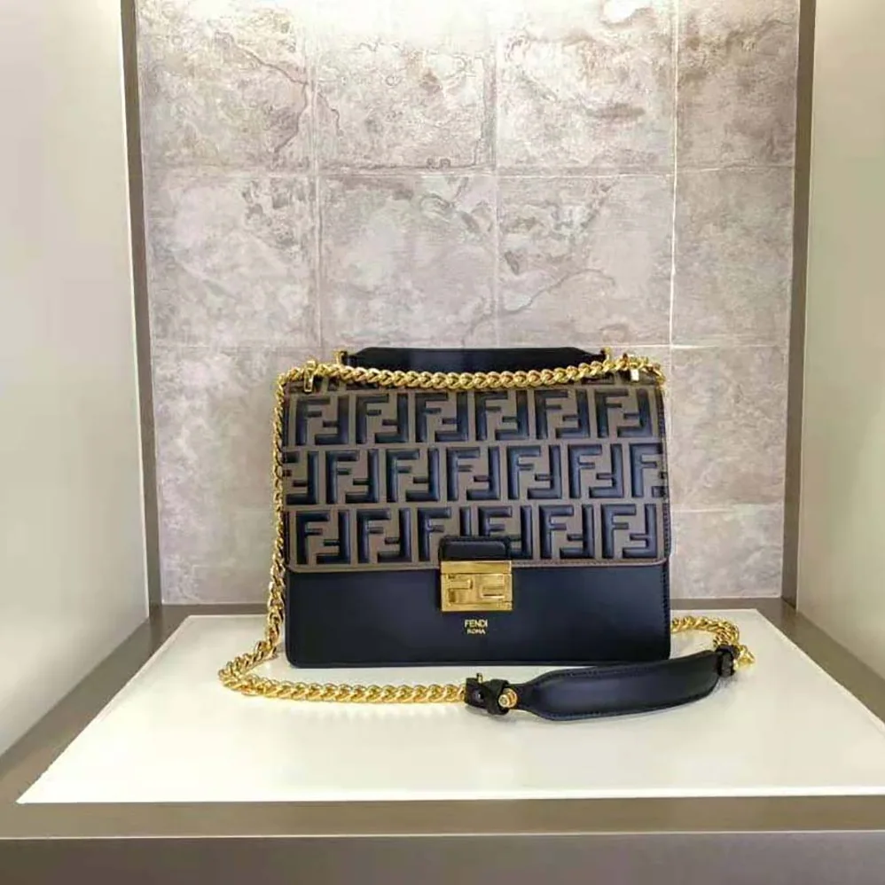 Fendi Kan I Black Leather Bag for Women in Black