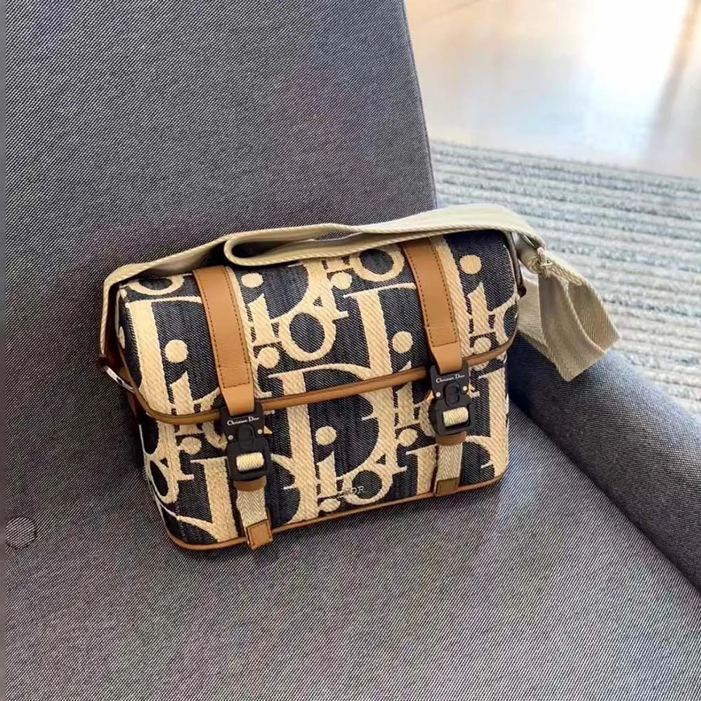 Dior Hit the Road Messenger Bag with Flap Blue and Beige Raffia for Men in Effect Dior Oblique Denim
