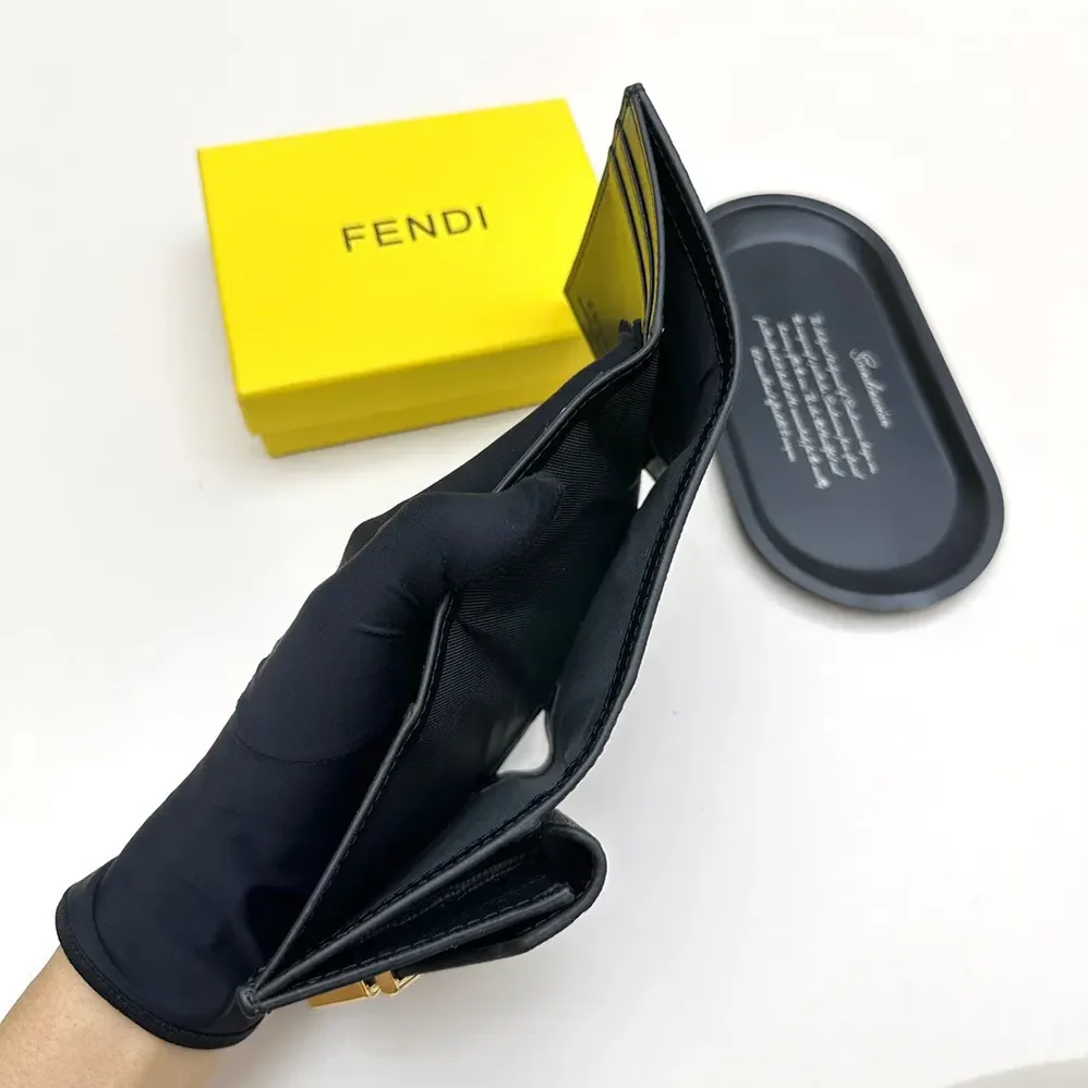 Fendi FF Diamonds Wallet Black Leather Wallet for Unisex