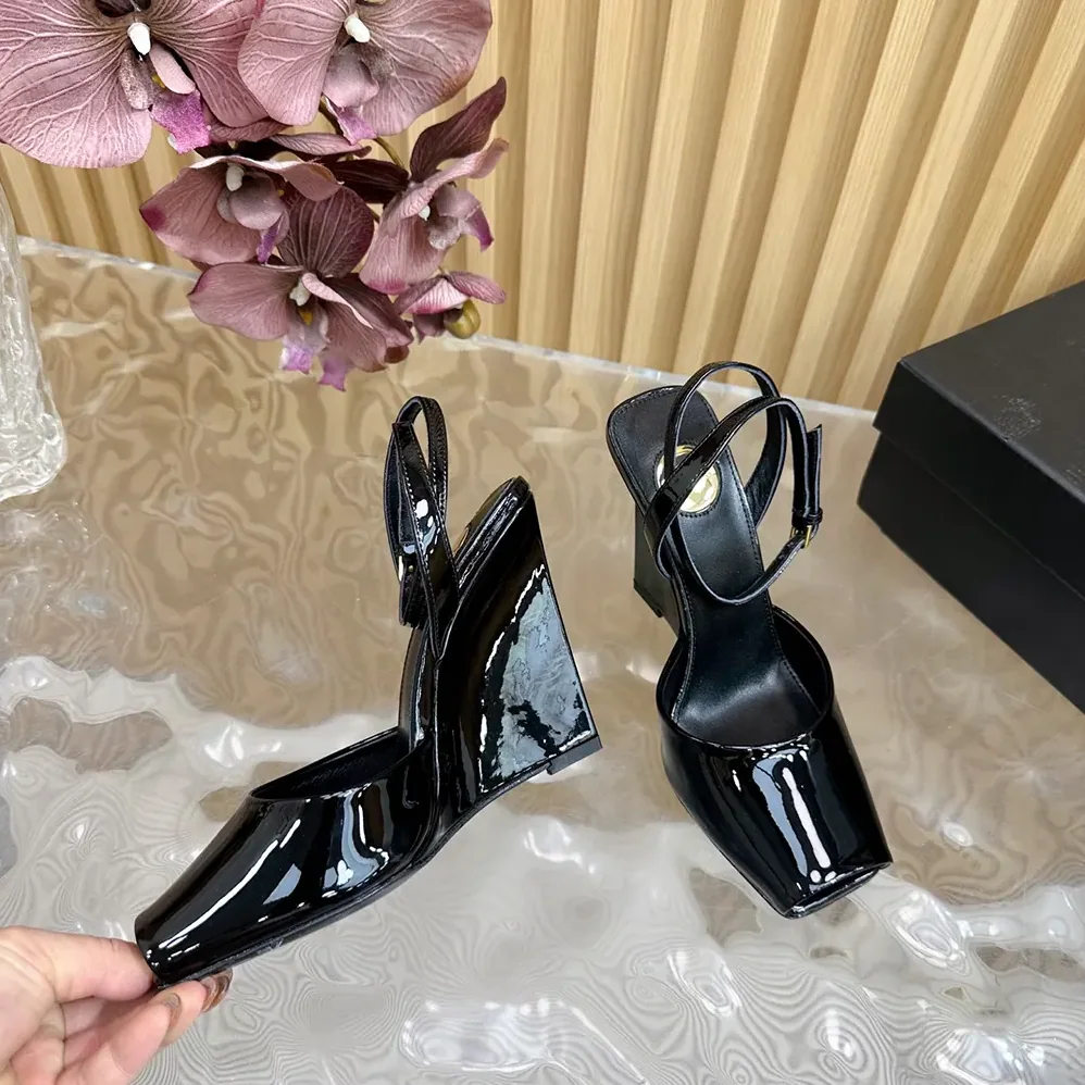 Saint Laurent YSL La Scandale Wedges in Patent Leather for Women in Black