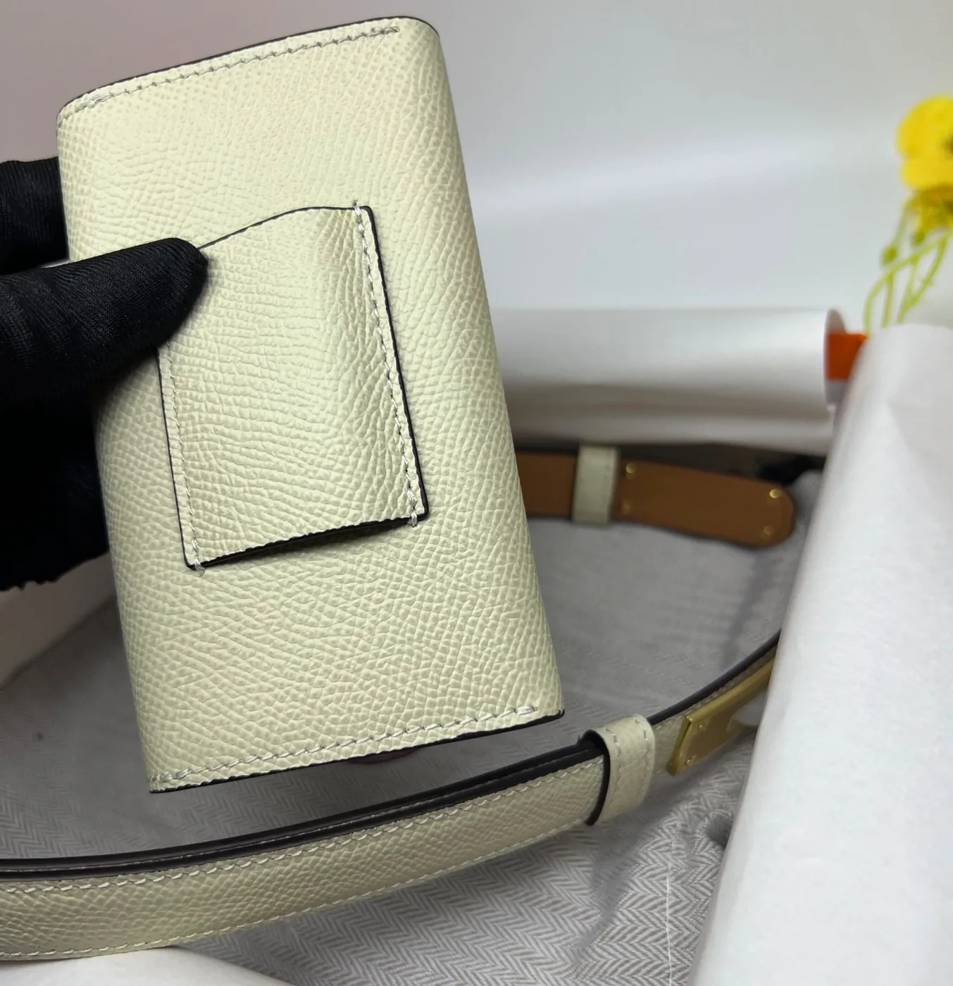 Hermes Kelly Pocket 18 Belt Craie Hermes Kelly Pocket 18 Belt Craie
