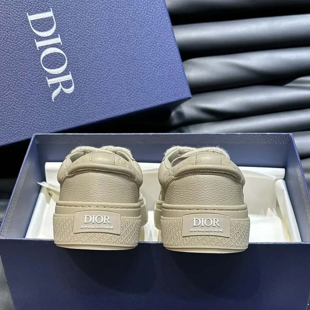 Dior B33 Sneaker Beige Grained Calfskin and Beige Dior Gravity Leather for Men Dior B33 Sneaker Beige Grained Calfskin and Beige Dior Gravity Leather for Men