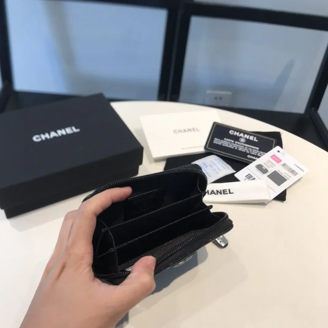 Chanel CO-CO Boy Flap Card Holder Black Silver Hardware / Chanel CO-CO Boy Flap Card Holder Black Silver Hardware /