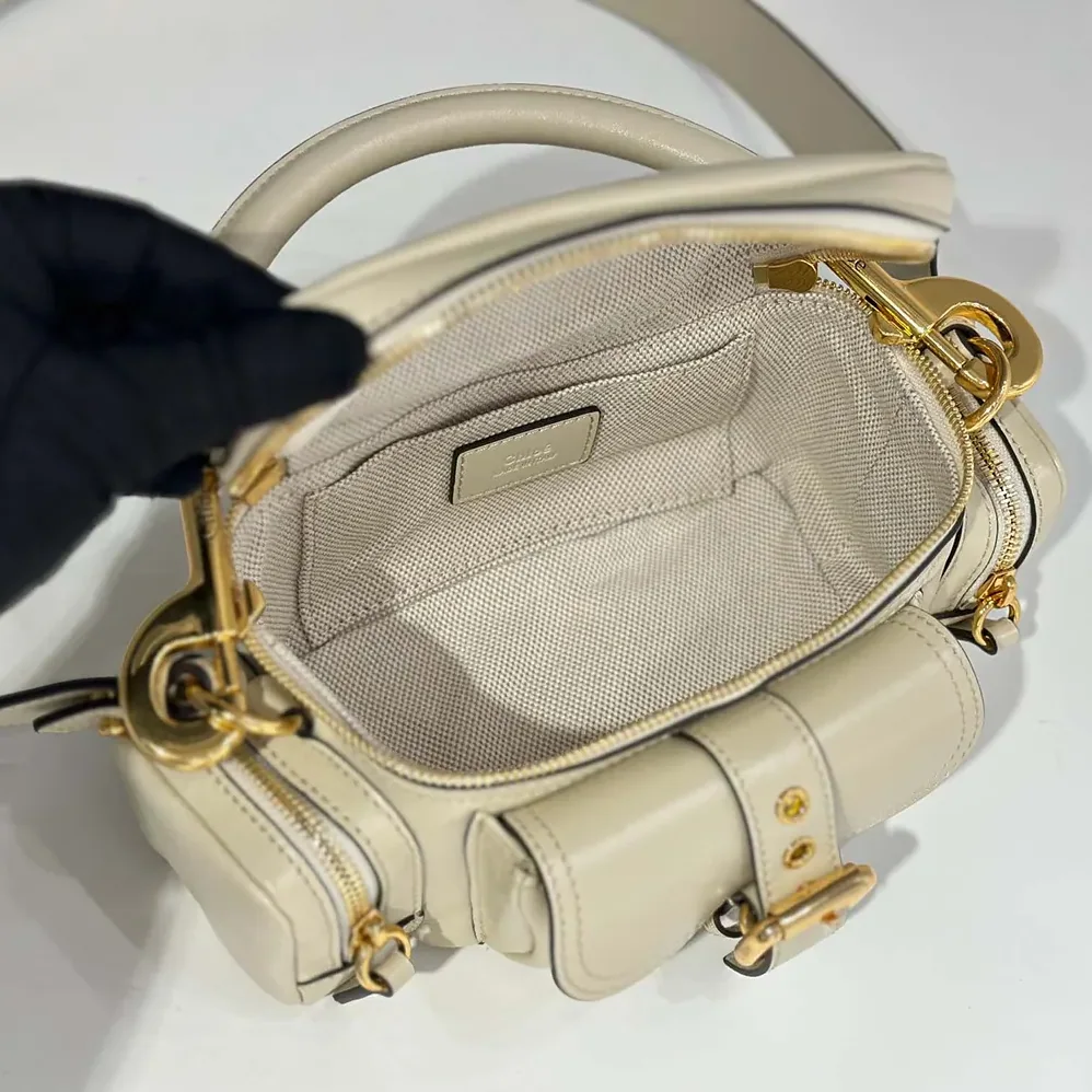Chloe Small Camera Bag in Shiny Leather for Women in Beige