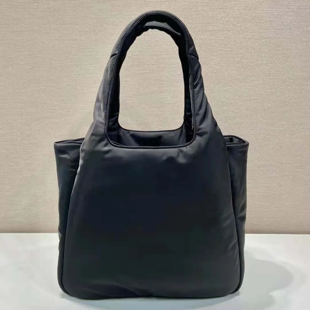 Prada Large Padded Re-Nylon Tote Bag for Women in Black Prada Large Padded Re-Nylon Tote Bag for Women in Black