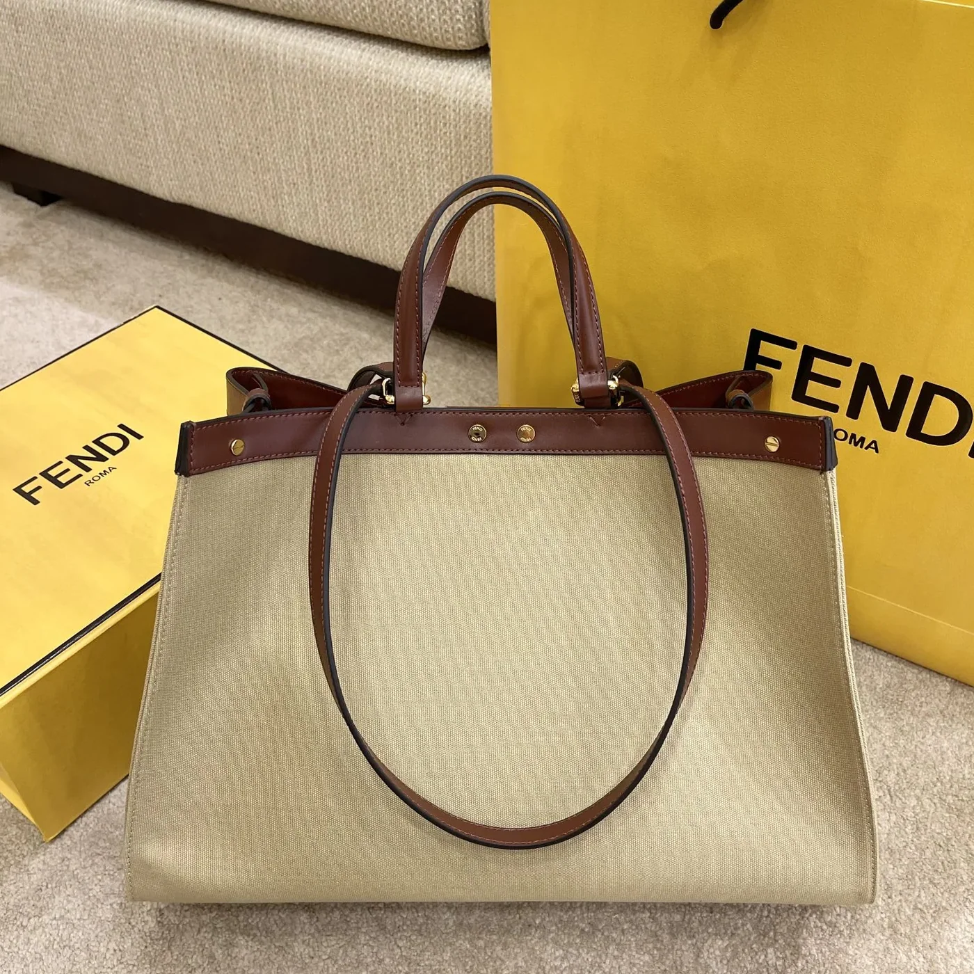 Fendi Peekaboo X in tote Bag Beige Canvas