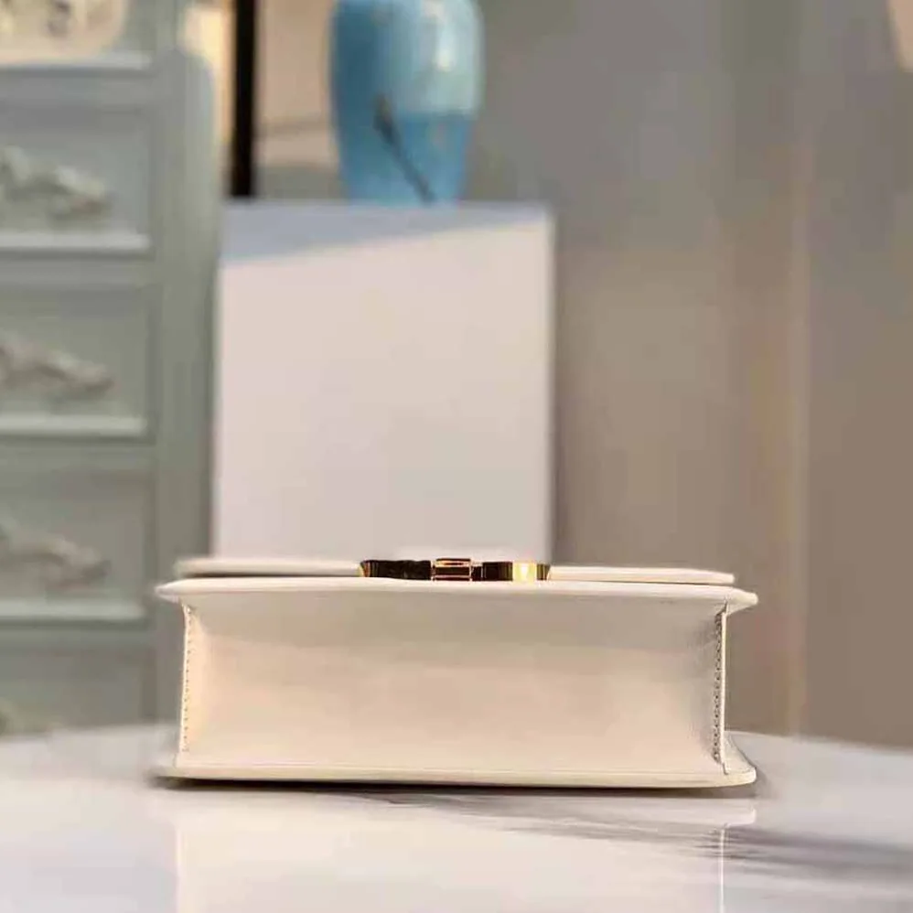 Dior 30 Montaigne Bag Des Vents Box Calfskin for Women in White Dior 30 Montaigne Bag Des Vents Box Calfskin for Women in White