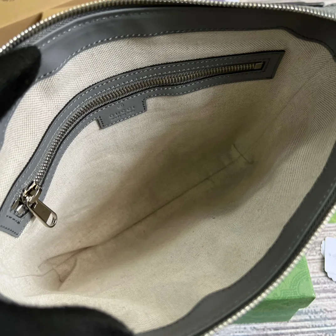 Gucci GG Embossed Bag Grey GG Embossed /