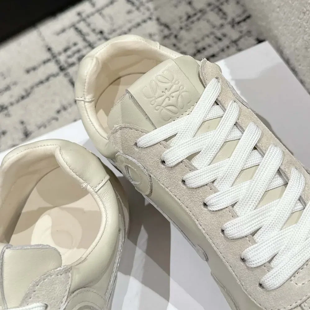 Loewe Ballet Runner 2.0 in Soft Calfskin for Unisex in White Loewe Ballet Runner 2.0 in Soft Calfskin for Unisex in White