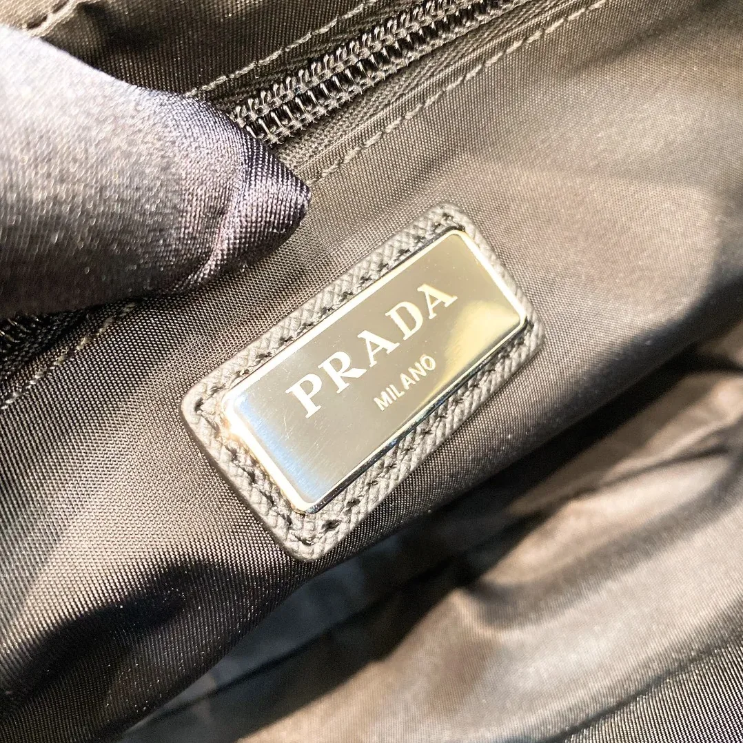 Prada Re-Nylon And Saffiano Belt Bag Black / 2VL977_2DMG_F0002_V_WOO