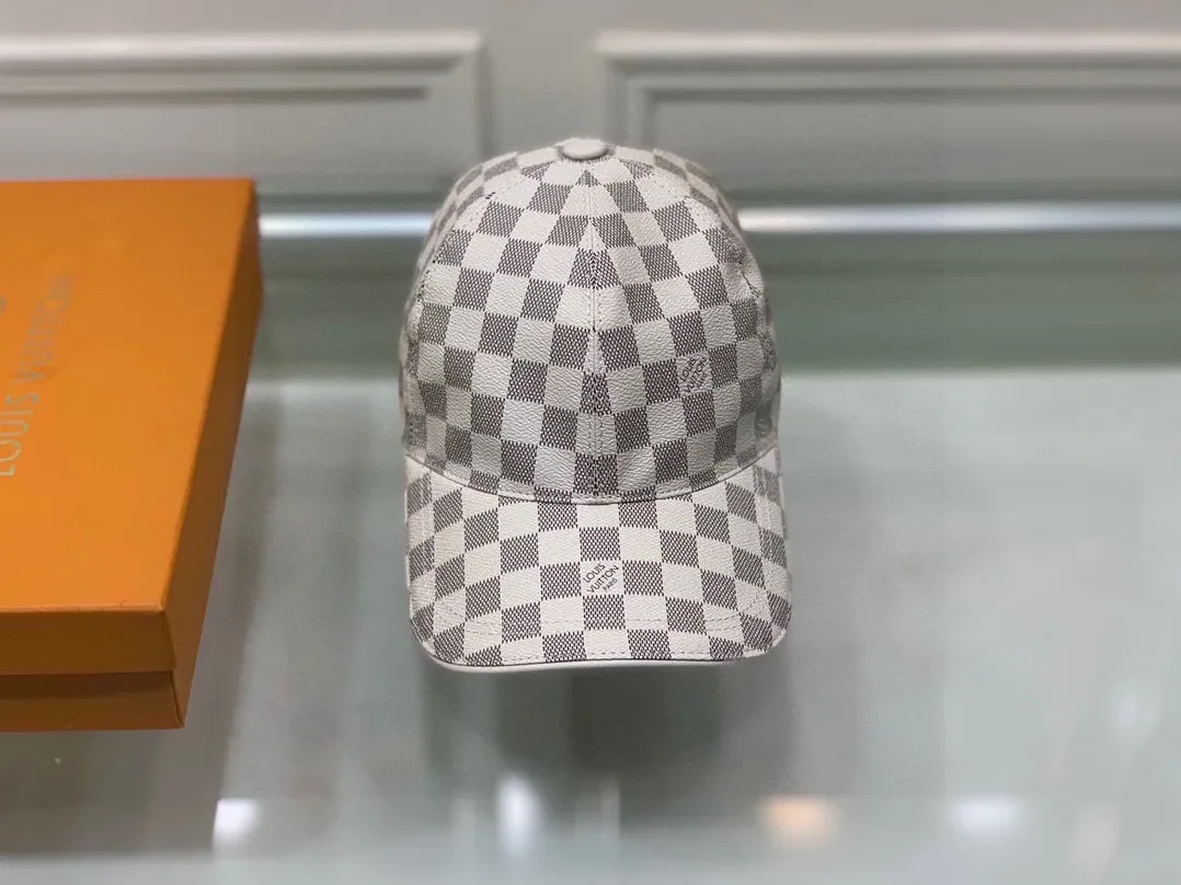 Louis Vuitton Damier Azur Cap White Louis Vuitton Damier Azur Cap White