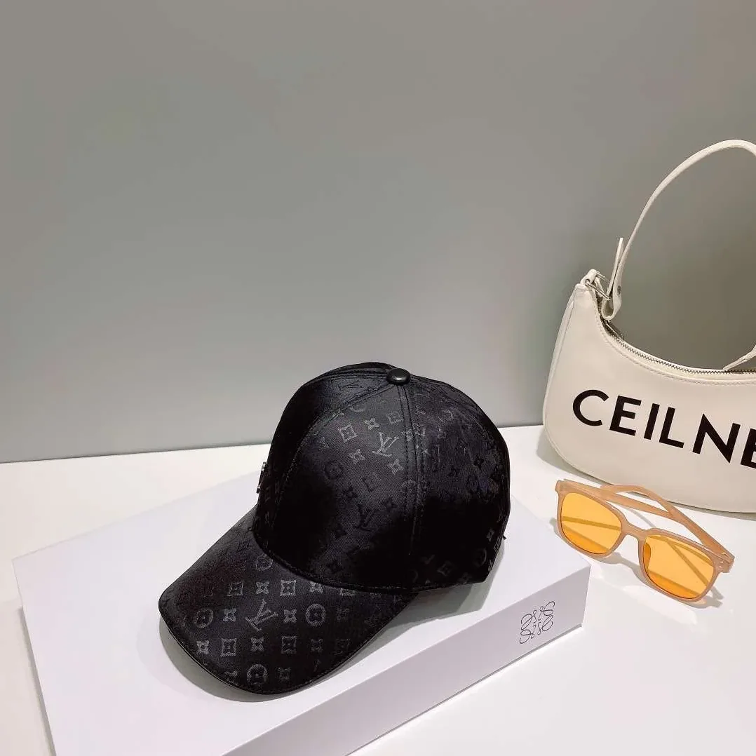 Louis Vuitton Iconic Cap Black Louis Vuitton Iconic Cap Black