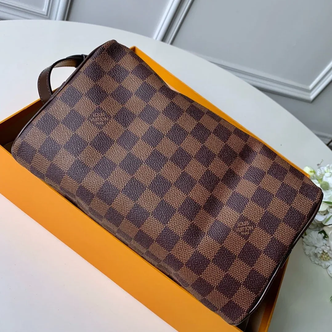 Louis Vuitton Speedy Bandouliere 25 Top Handle Bag in Brown Gold Hardware