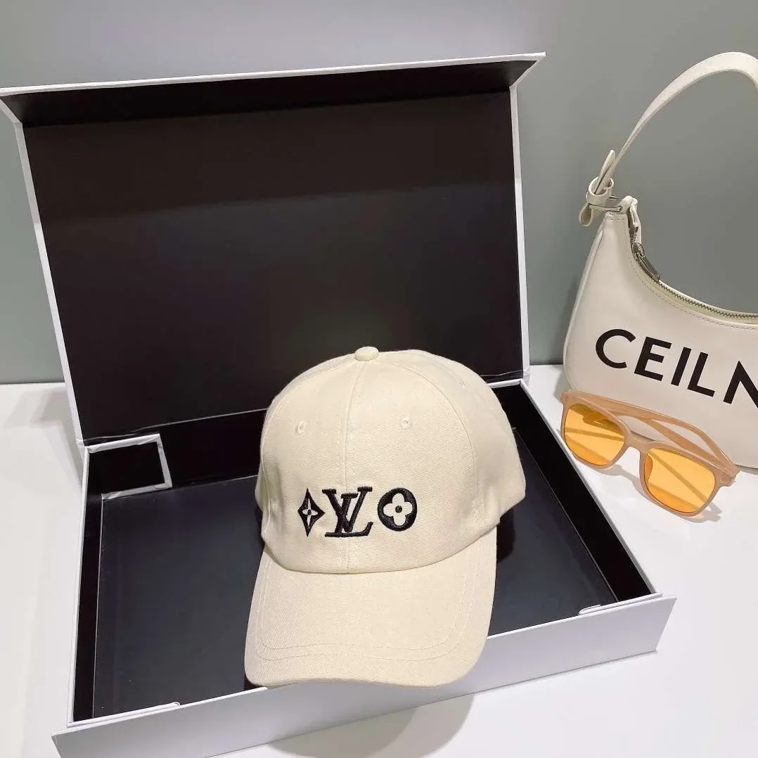 Louis Vuitton Baseball Cap Cream Louis Vuitton Baseball Cap Cream