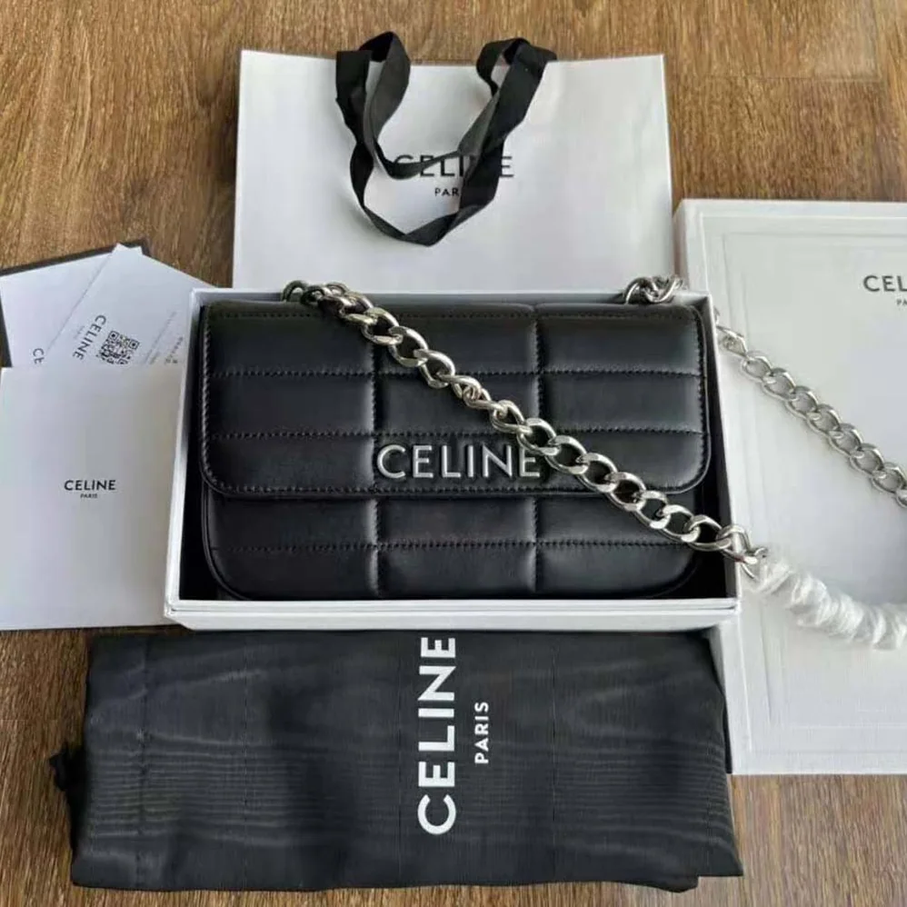 Celine Chain Shoulder Bag Matelasse Monochrome Celine in Quilted Goatskin for Women in Silver Celine Chain Shoulder Bag Matelasse Monochrome Celine in Quilted Goatskin for Women in Silver