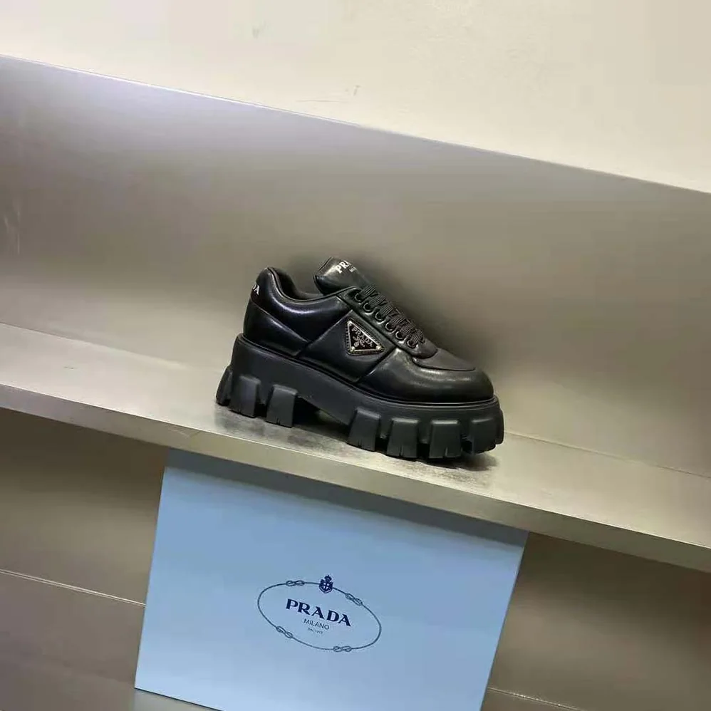 Prada Soft Padded Nappa Leather Lace-up Shoes for Women in Black Prada Soft Padded Nappa Leather Lace-up Shoes for Women in Black