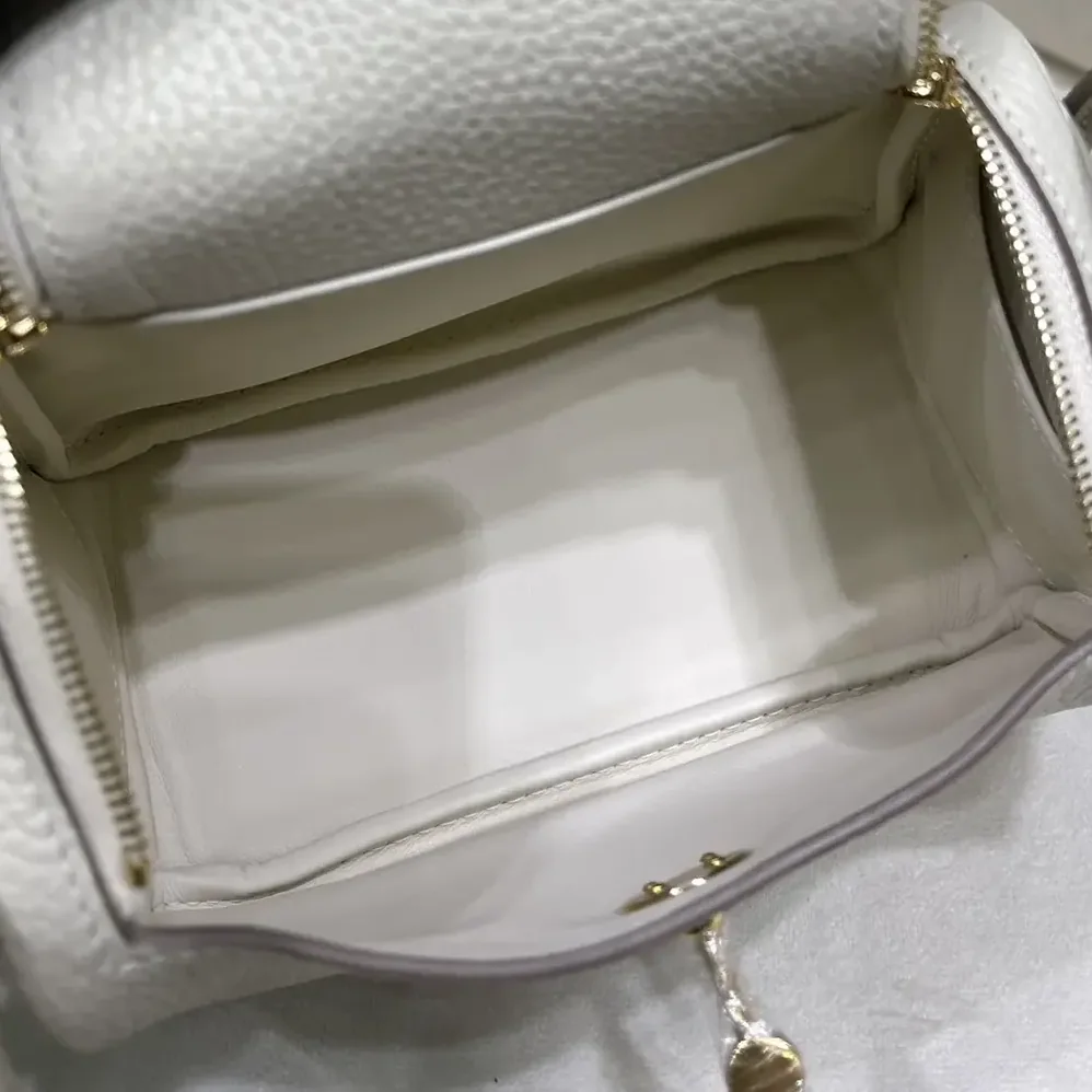 Hermes Lindy Mini 19 in Clemence Leather for Women in White/Gold