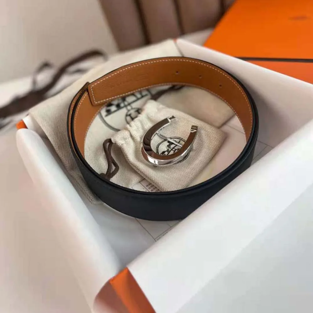 Hermes Luck Belt Buckle & Reversible Leather Strap 38 mm for Men in Brown