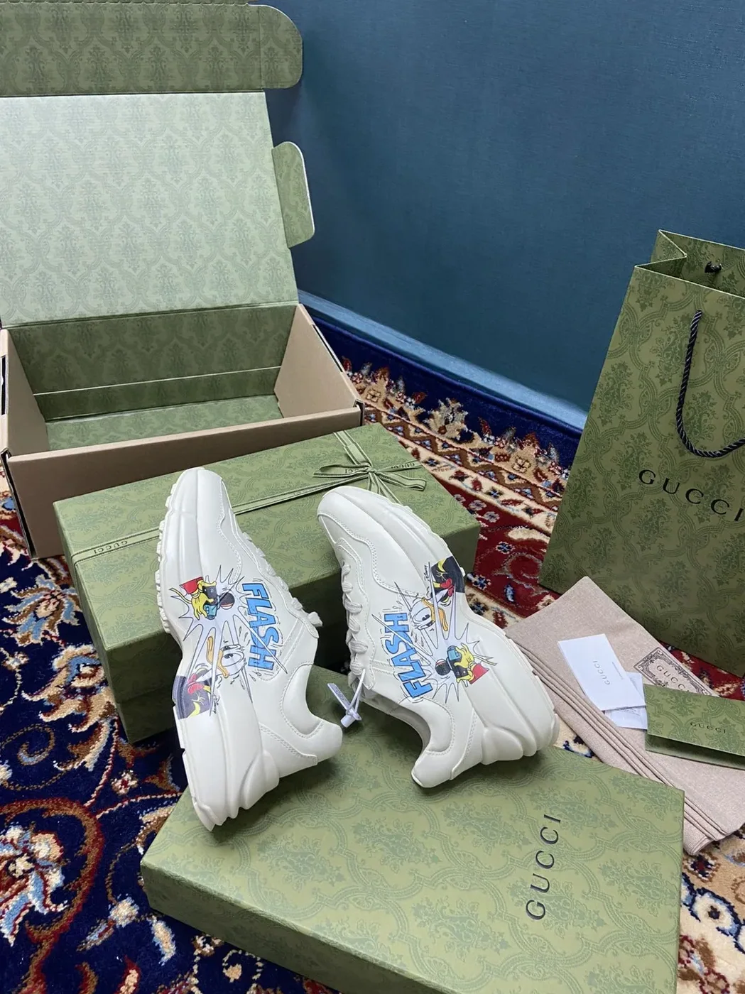 Disney x Gucci Rhyton Sneakers With Donald Duck White Ivory